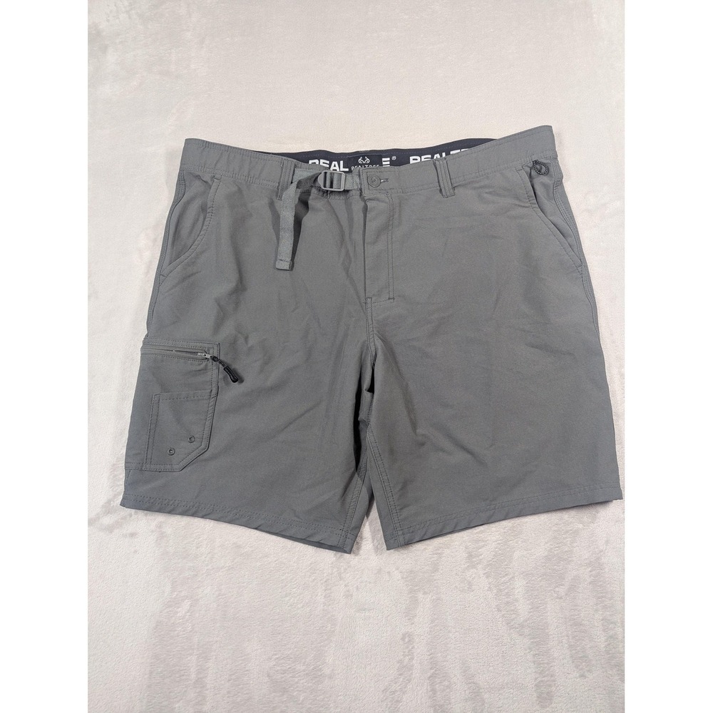 Realtree Fishing Shorts Mens XL Gray Stretch Quick Dry Belted Pockets Summer